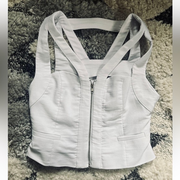 White Crop Top - Picture 1 of 2